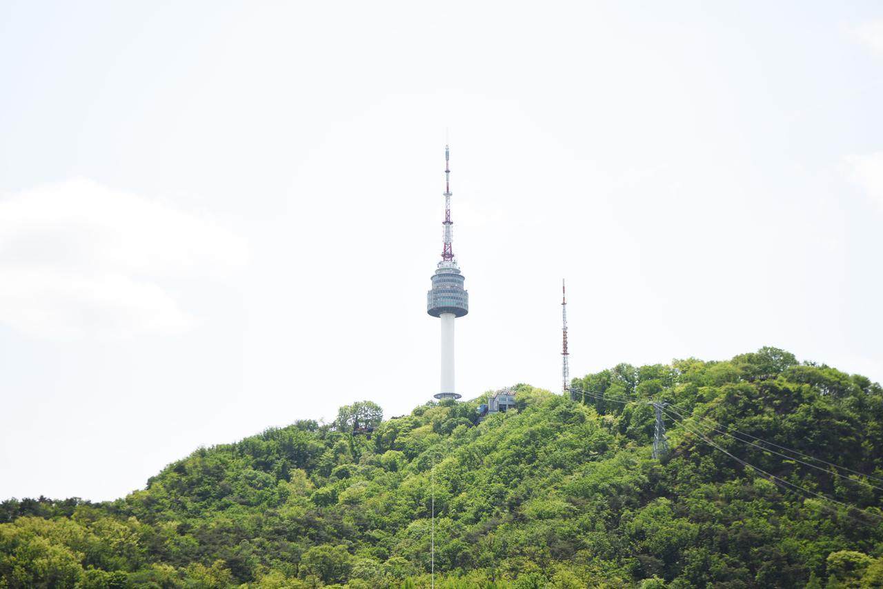 Namsan Forest In Myeongdong Seoul Exterior photo